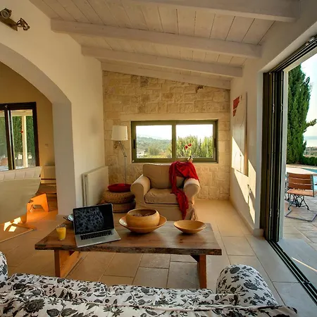 Mataki Ideales Μουσάτα